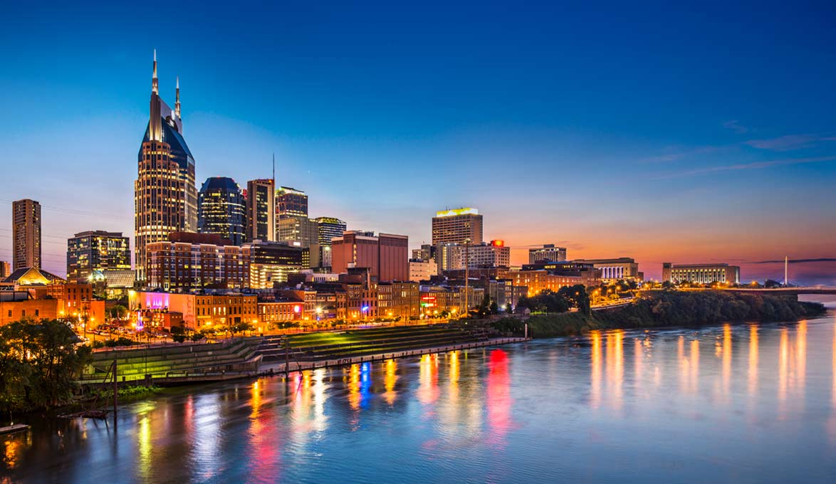 Nashville Tennessee city skyline