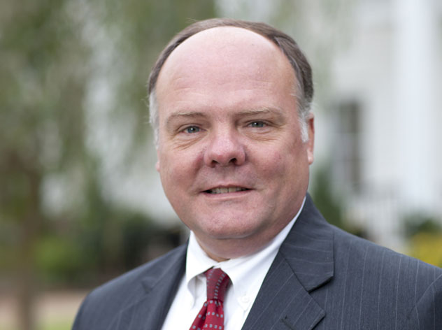 headshot for Scott Wayne