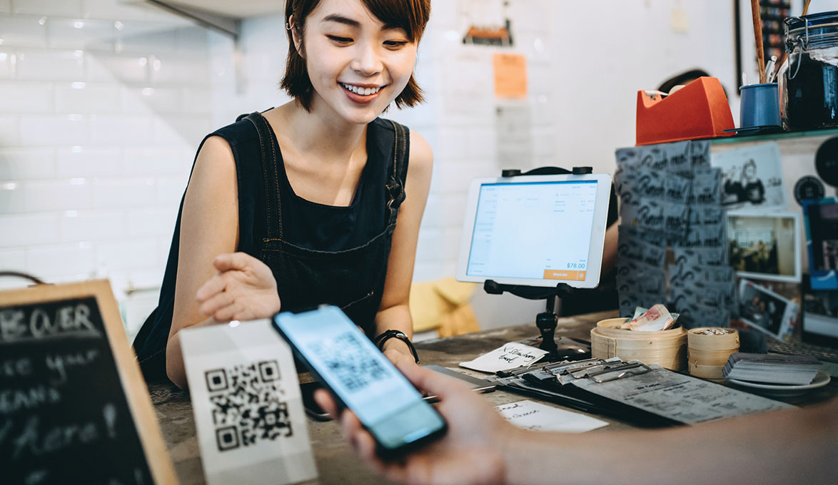 small business retailer using QR codes to collect payments