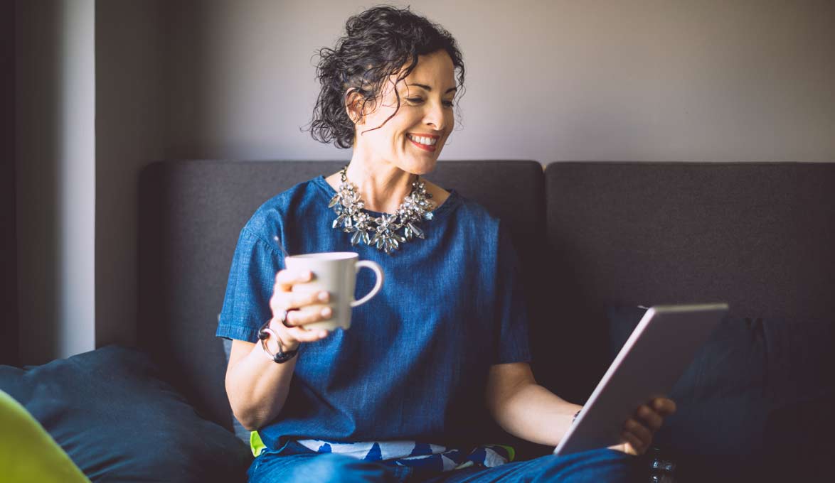 woman learning online about inherited IRAs